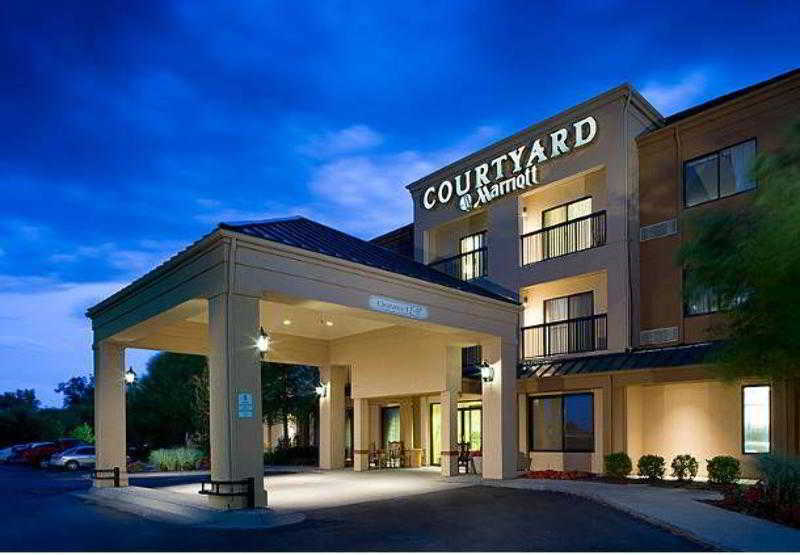 Courtyard By Marriott Wichita East Hotel Ngoại thất bức ảnh